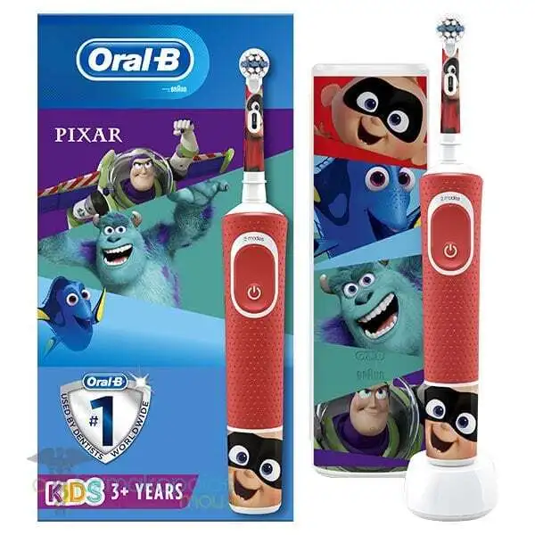 ORAL B Vitality D100 Pixar električna četkica + putna torbica